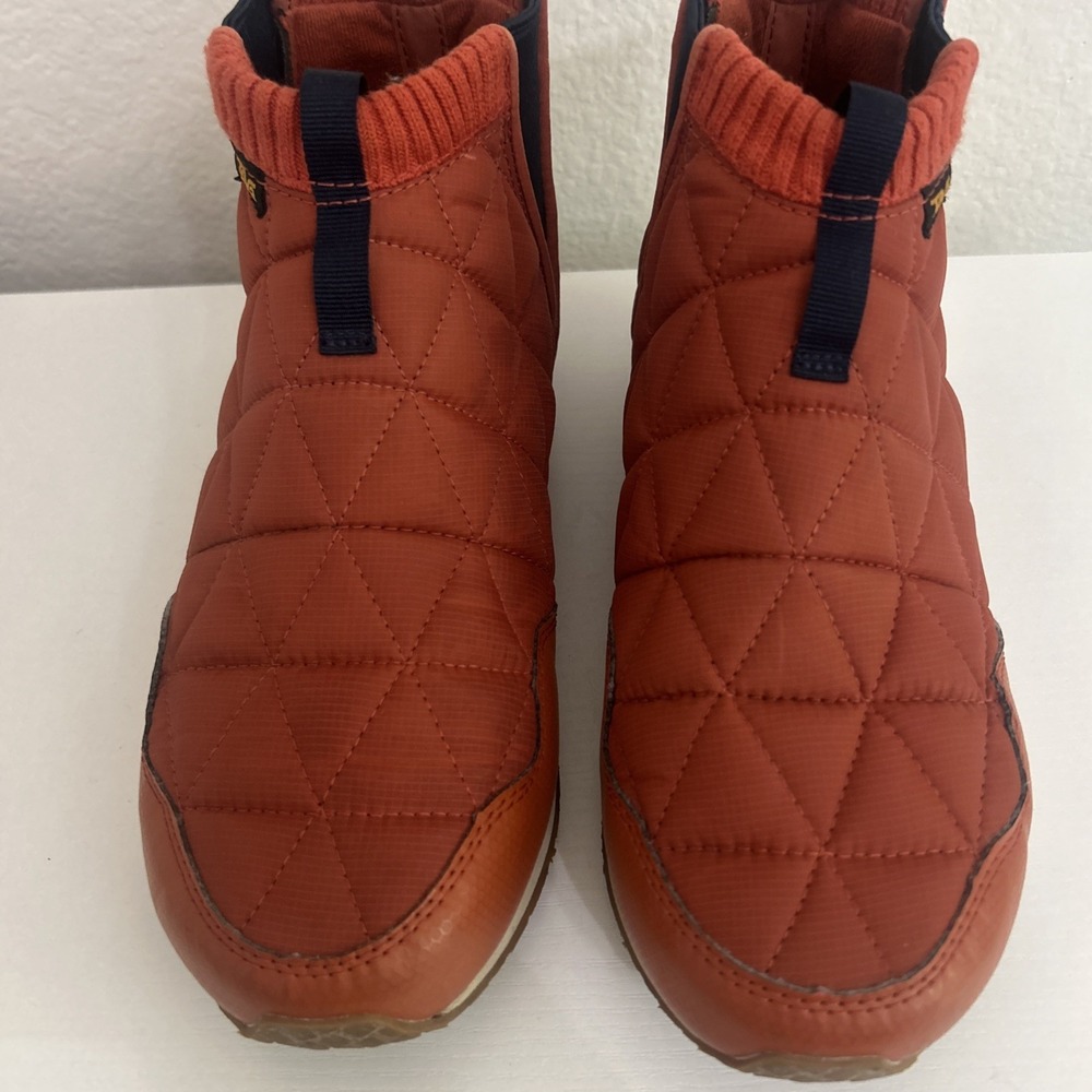 Teva Ember Mid Burnt Orange Quilted Slip-On Boots Warm Camping Womens Size 8 - Picture 6 of 10